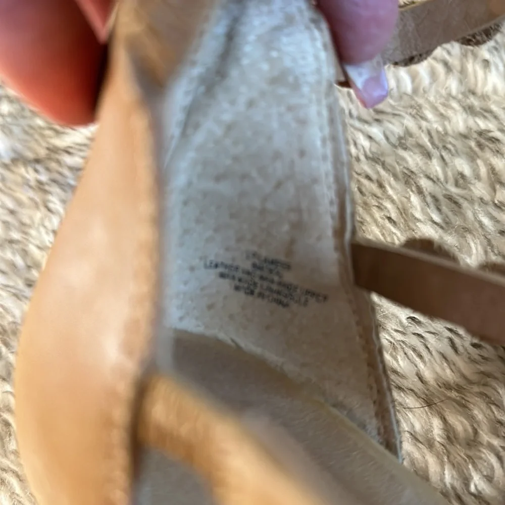 Lucky Brand Leather Heels - Picture 5 of 7